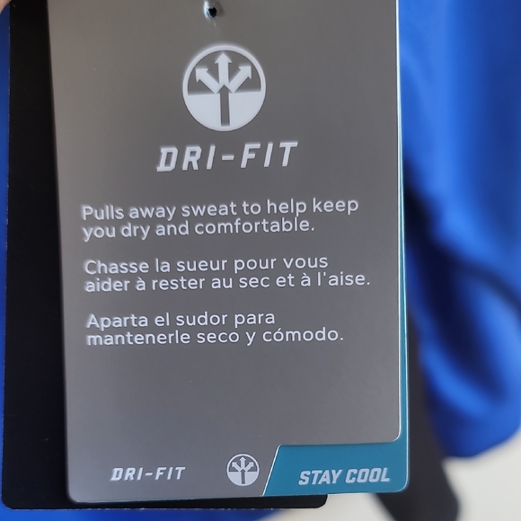 Nike Men's Performance Jacket in Blue and Black - Picture 8 of 11